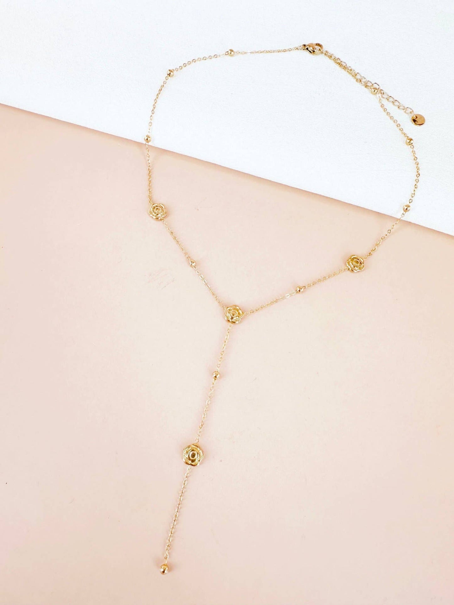 Collana a Y con fiori rosa in acciaio inossidabile
