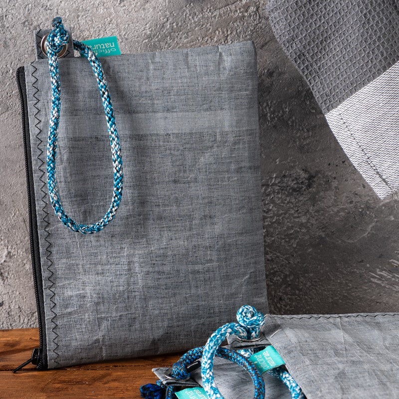 Pochette in Vela Riciclata