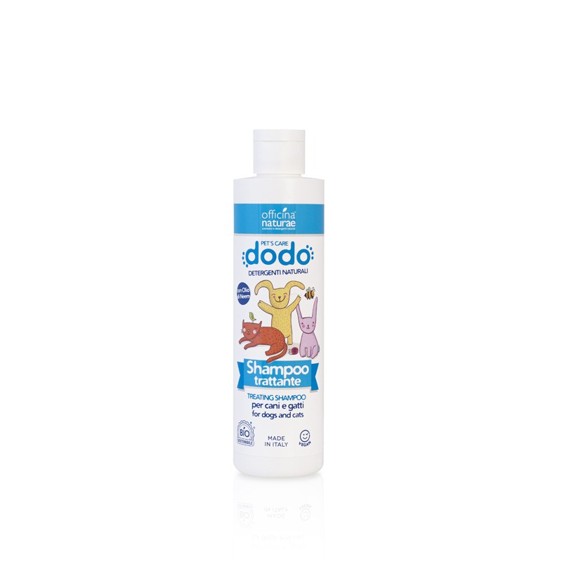 Shampoo trattante per cani e gatti