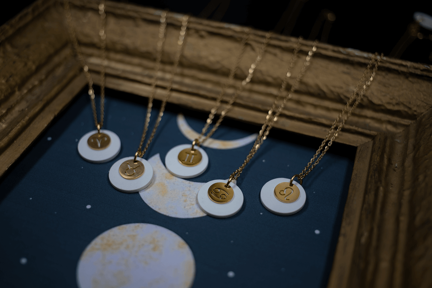 Collana astrologica olfattiva