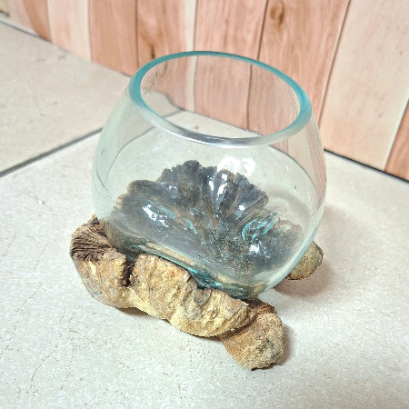 Vaso in Vetro Soffiato su Legno